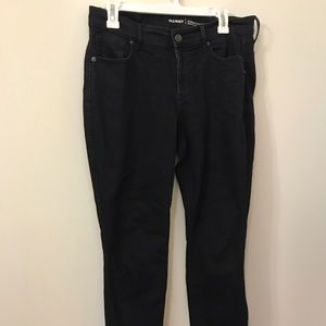 Old navy curvy profile straight leg black jeans